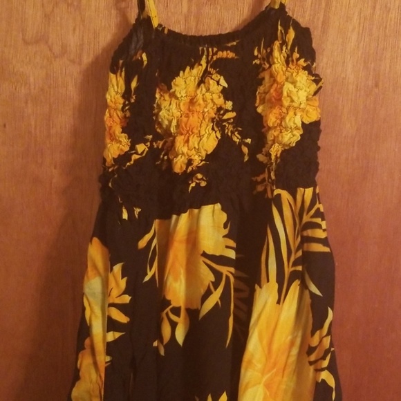 Sundress - Picture 3 of 8